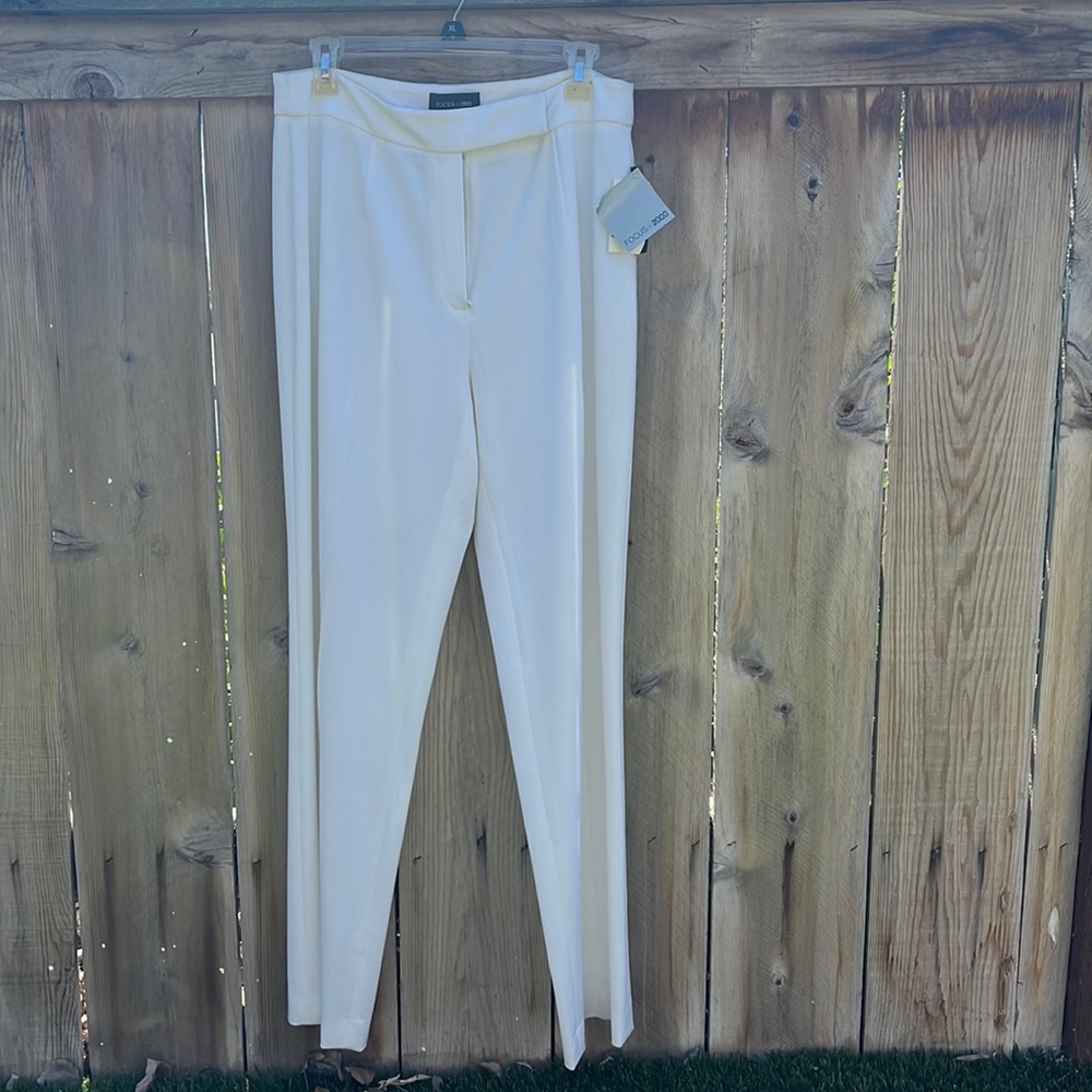 NWT Ivory Polyester/ Rayon Pants